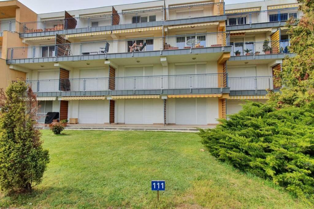 Igenyes 4 Fos Apartman Koezvetlen A Strandnal Apartment Csopak Ngoại thất bức ảnh